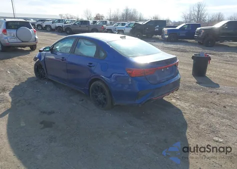 2021 Kia Forte Gt-Line z USA, uszkodzony, nr VIN 3KPF34AD1ME353161